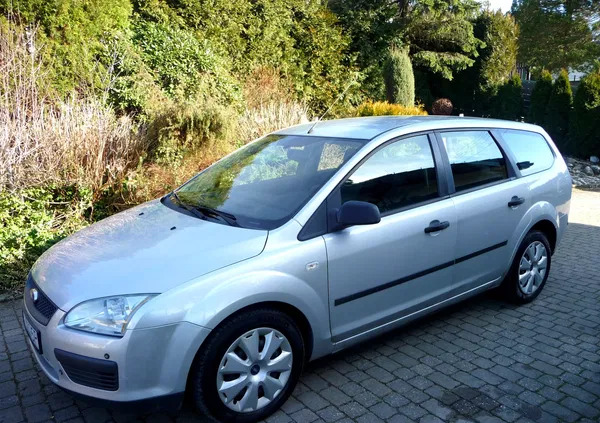 ford Ford Focus cena 7900 przebieg: 228000, rok produkcji 2005 z Września